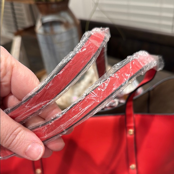 Mondani Red Tote Bag with Twilly accent - Picture 4 of 7